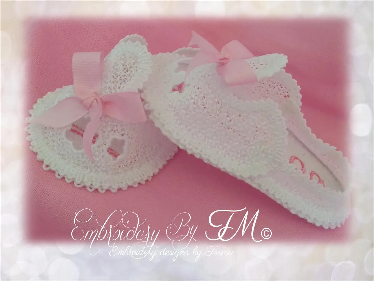 Baby booties lace embroidery No.27/ 4x4 hoop