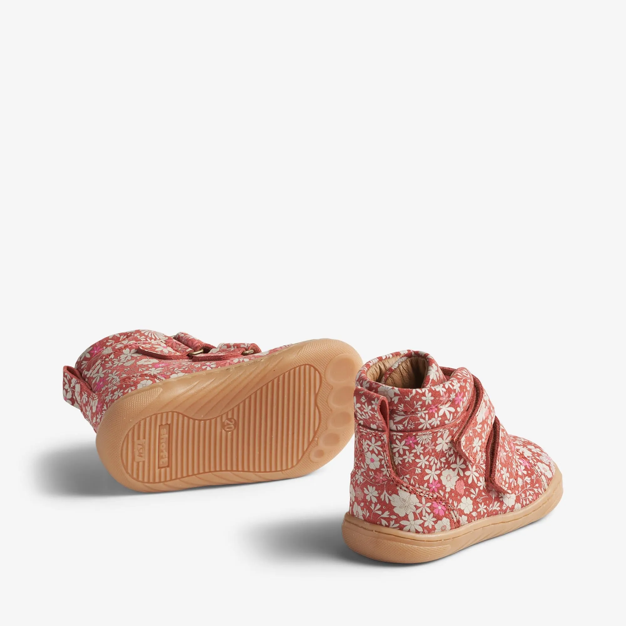 Bootie Sixanni - coral white flowers