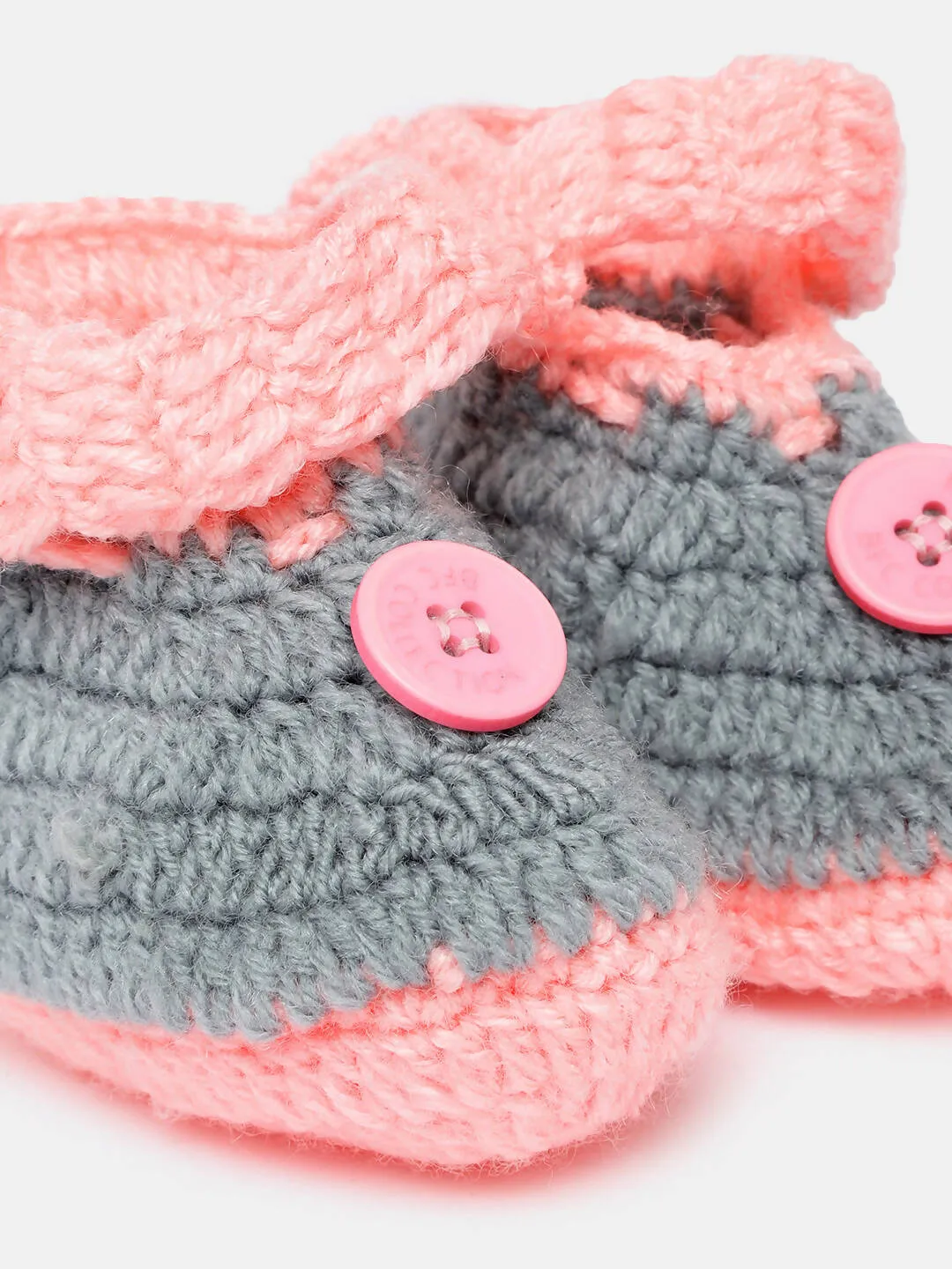 Chutput Kids Woollen Hand Knitted Self Desgin Detailed Booties - Grey