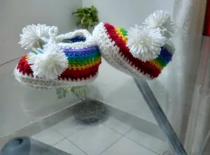 Crochet Baby Rainbow Booties