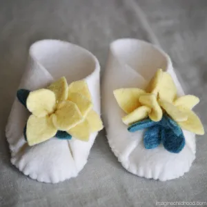 DIY Baby Booties Kit Forsythia