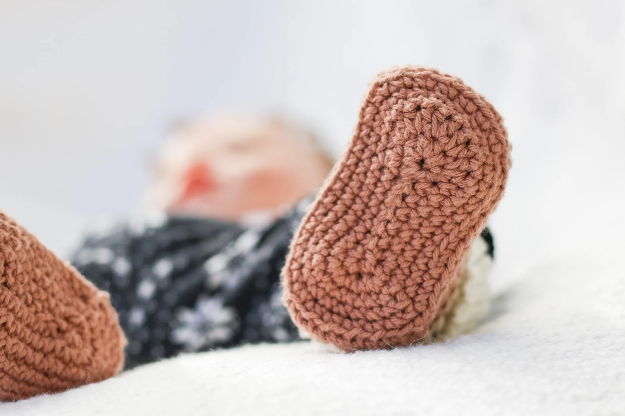 Itty Bitty Baby Booties Crochet Pattern