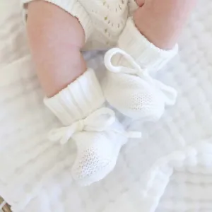 Knit Newborn Bow Booties | Light Ivory