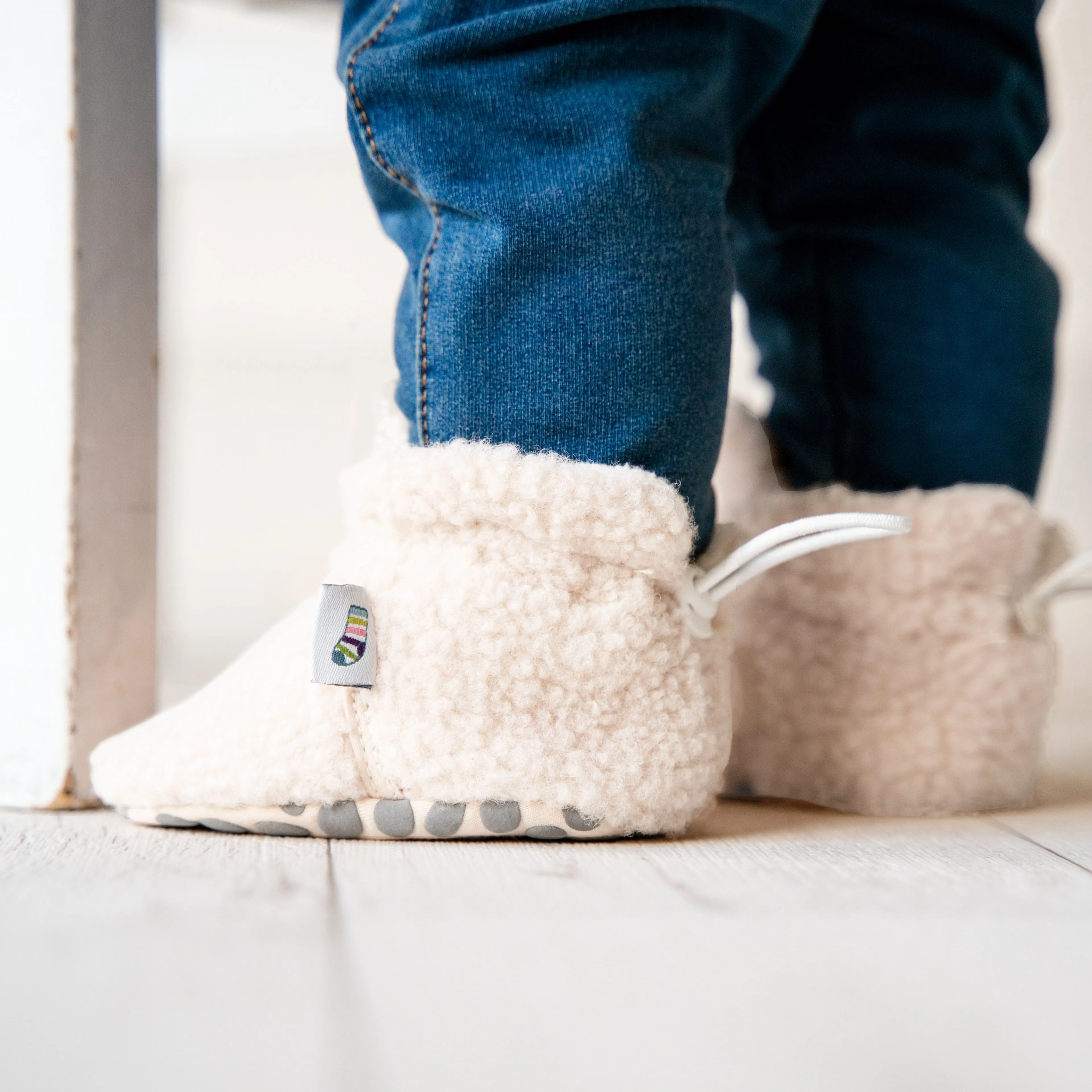 Polar - Stay-on, Non-Slip Booties - Cosy Borg Pram Slipper