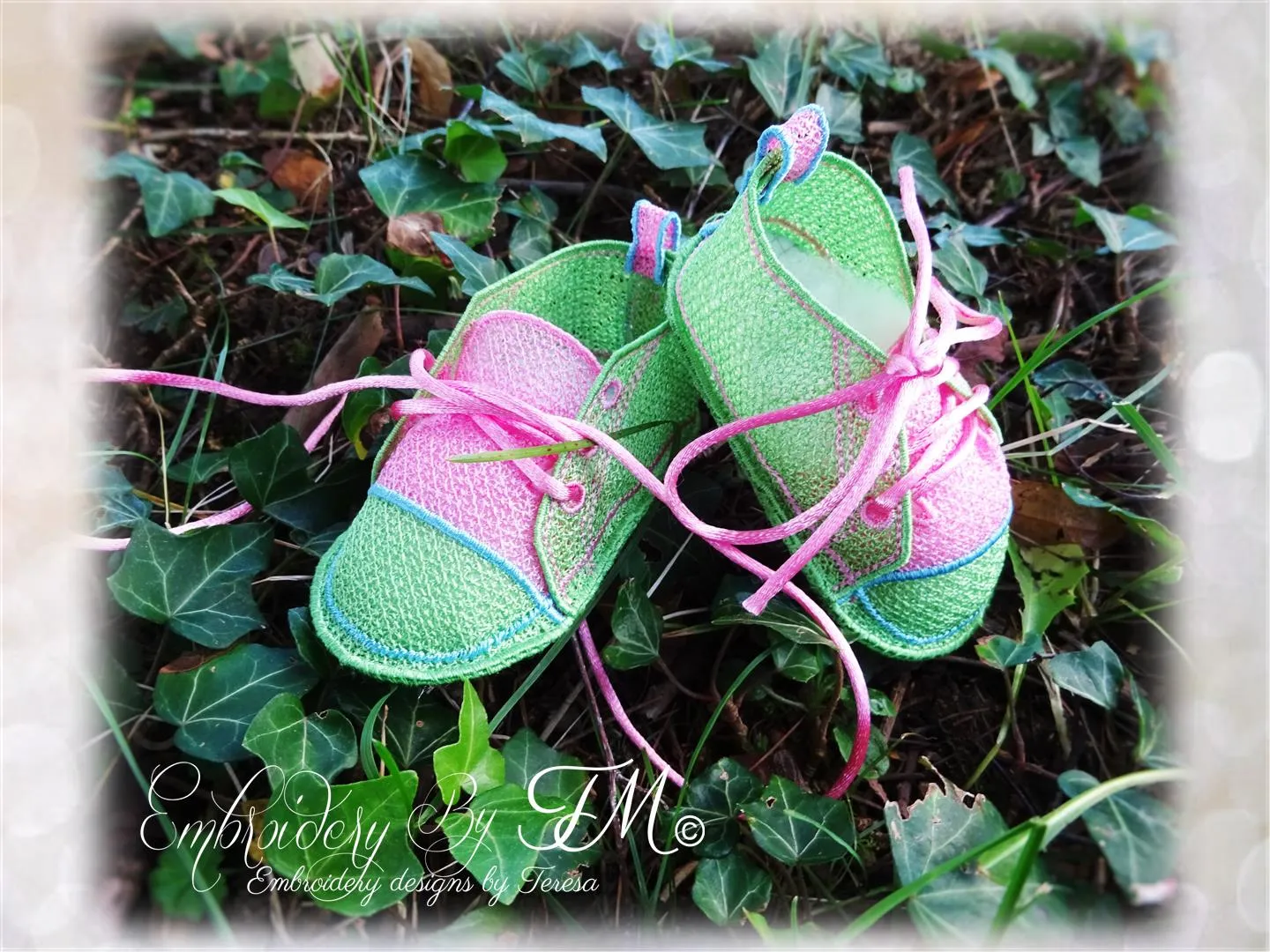 Sneakers for baby color No.32 / 4x4 hoop